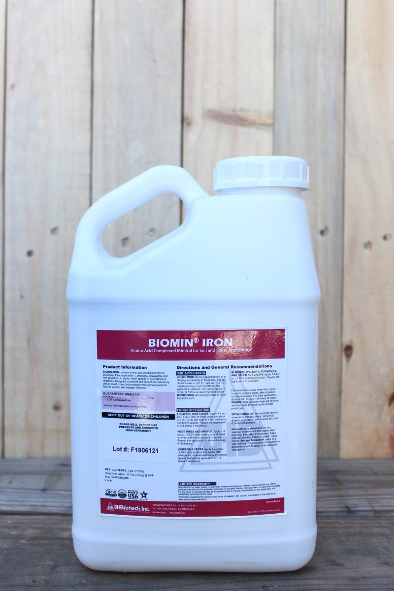 https://cdn.shopify.com/s/files/1/0559/1256/2893/products/biomin-iron-1-gallon-7027863.jpg?v=1762284751